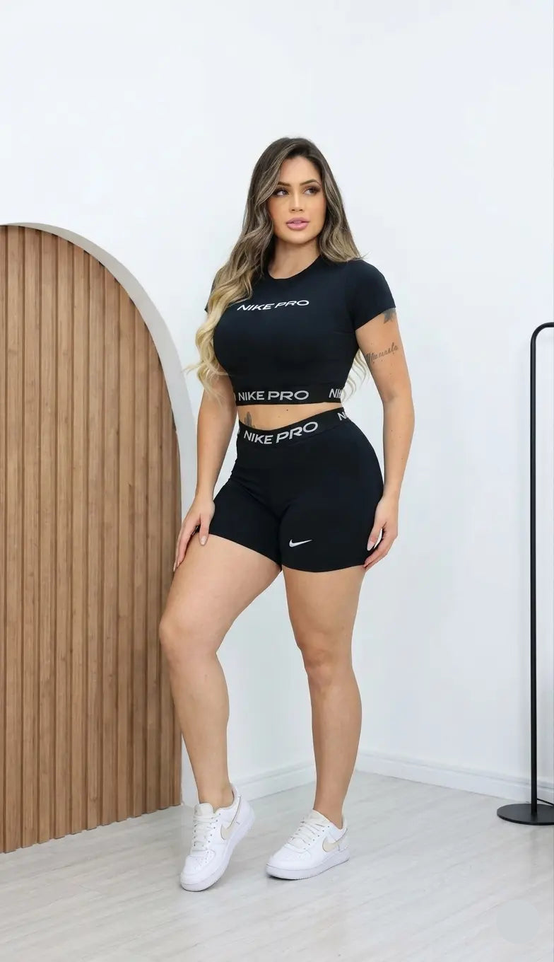 SET NIKE PRO (Crop Top+Short)